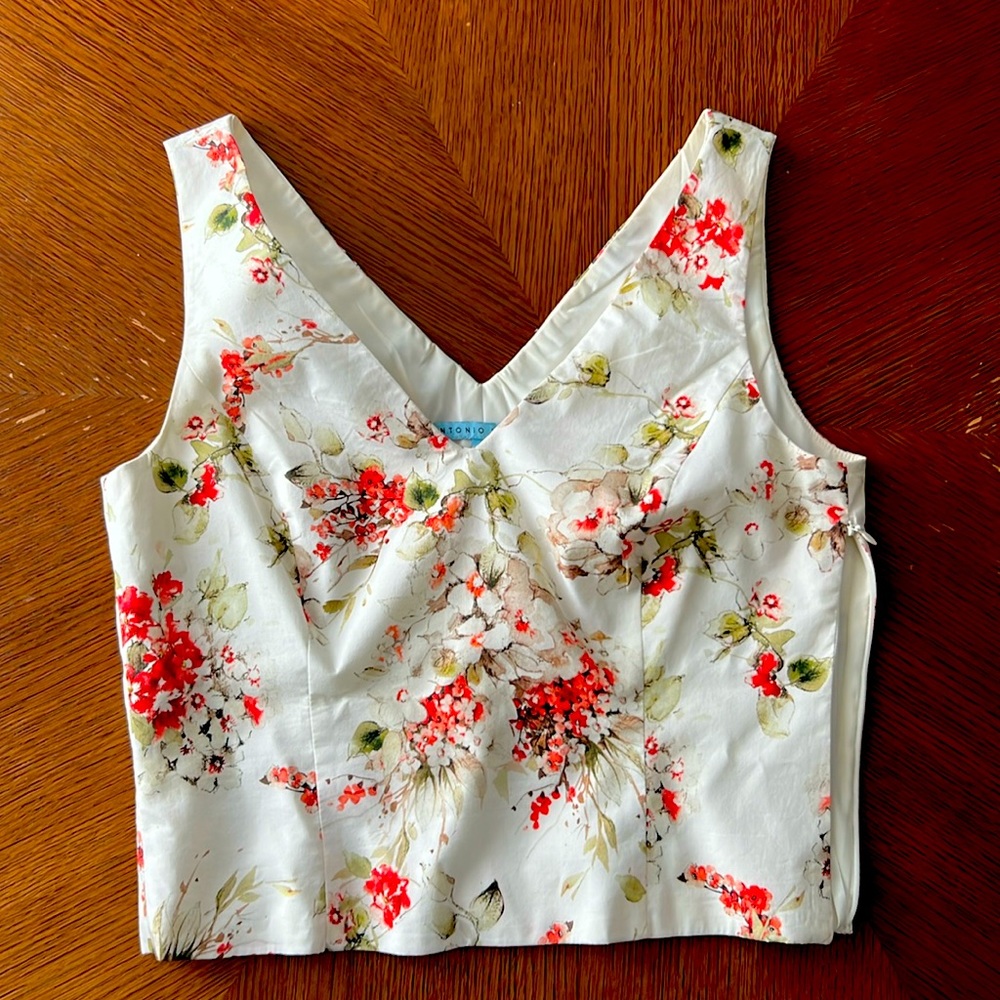 Antonio Melanie Structured Bodice Top